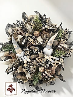 Gimmie and Glome Gnome Door Wreath