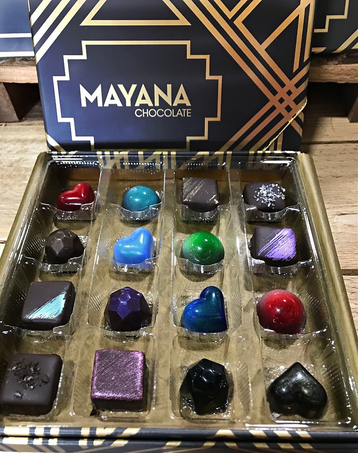 16 pc Mayana Assortment