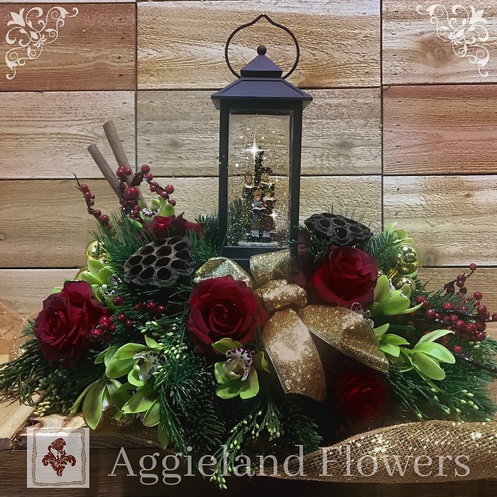 Christmas Carolers Snowglobe Centerpiece